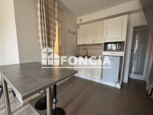 Duplex à louer - logement étudiant 593 € 2 pièces 1 chambre 30,4 m² RDC Lakanal-Strasbourg Tours 37000