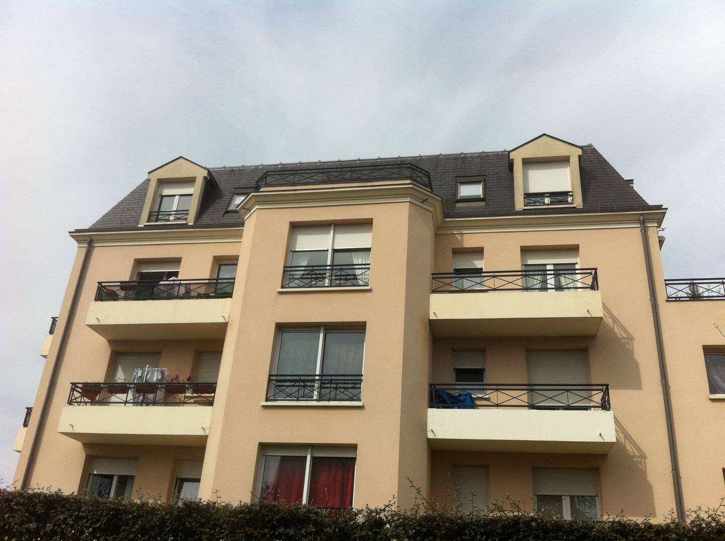 Appartement 1 pièce 24 m² · à Les Clayes-sous-Bois · 24,4 m² · 640 €/mois