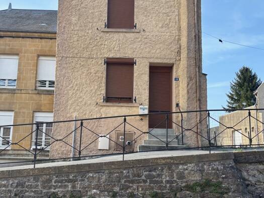 Maison à vendre 75 000 € 3 pièces 2 chambres 62 m² 15 m² de terrain Renwez 08150