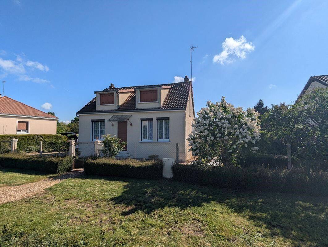 Maison 5 pièces 110 m² · à Senonches · 110 m² · 149 800 €