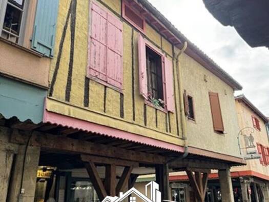 Immeuble à vendre 780 000 € 380 m² Mirepoix 09500
