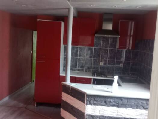 Appartement à vendre 24 000 € 1 pièce 27 m² Étage 1/1 Delessert-Saint Louis-Nantilly Saumur 49400