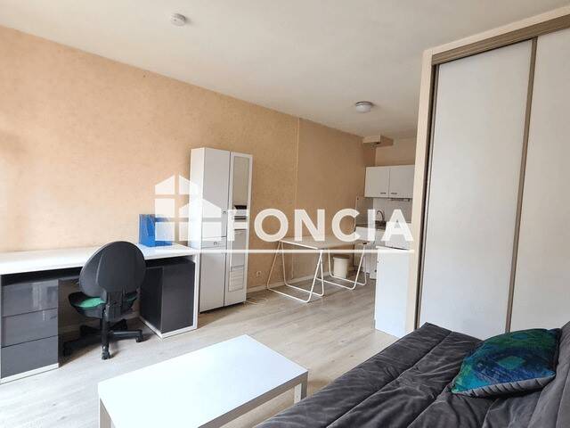 Appartement 1 pièce 25 m² · à Grenoble · 24,5 m² · 524 €