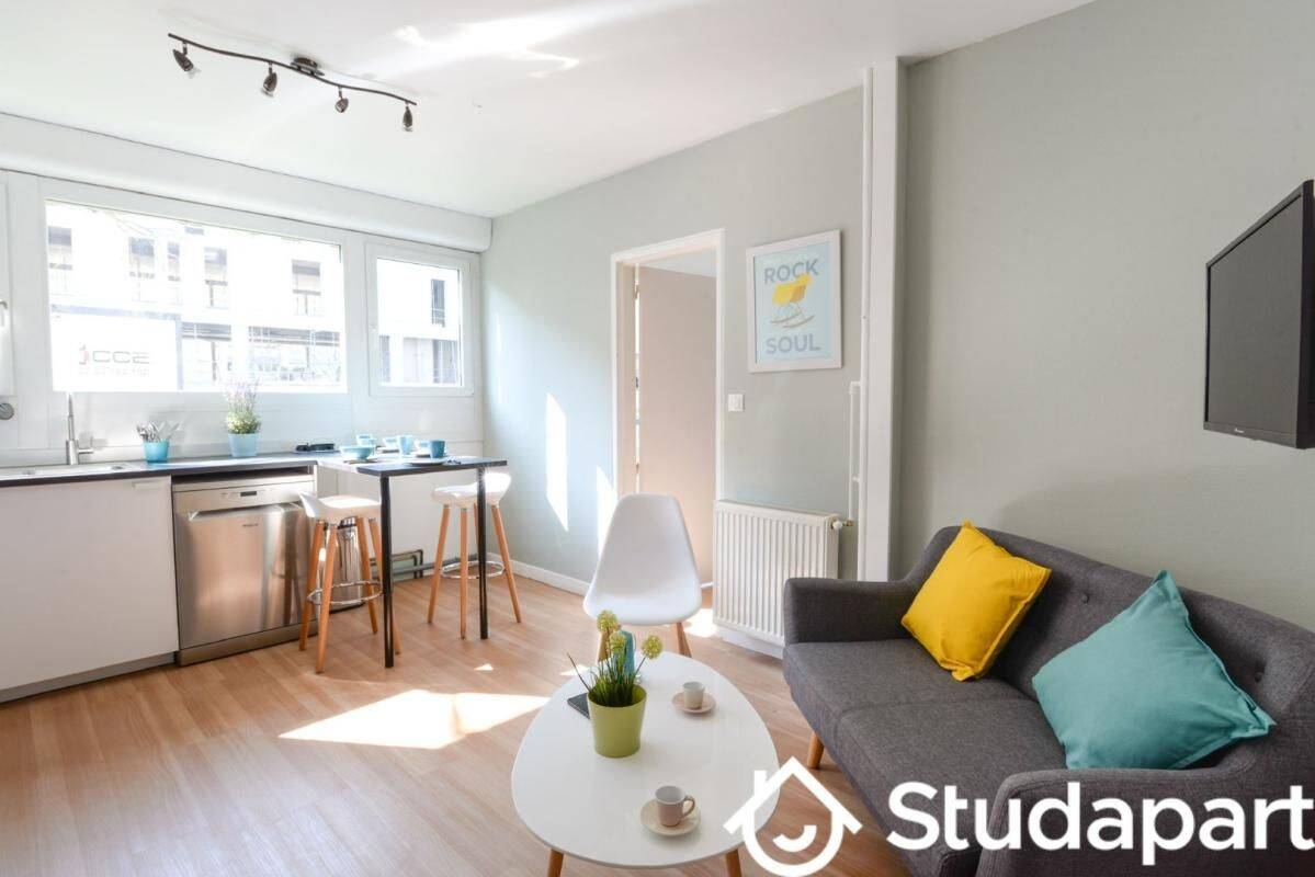1 pièce 10 m² · à Rennes · 10 m² · 430 €