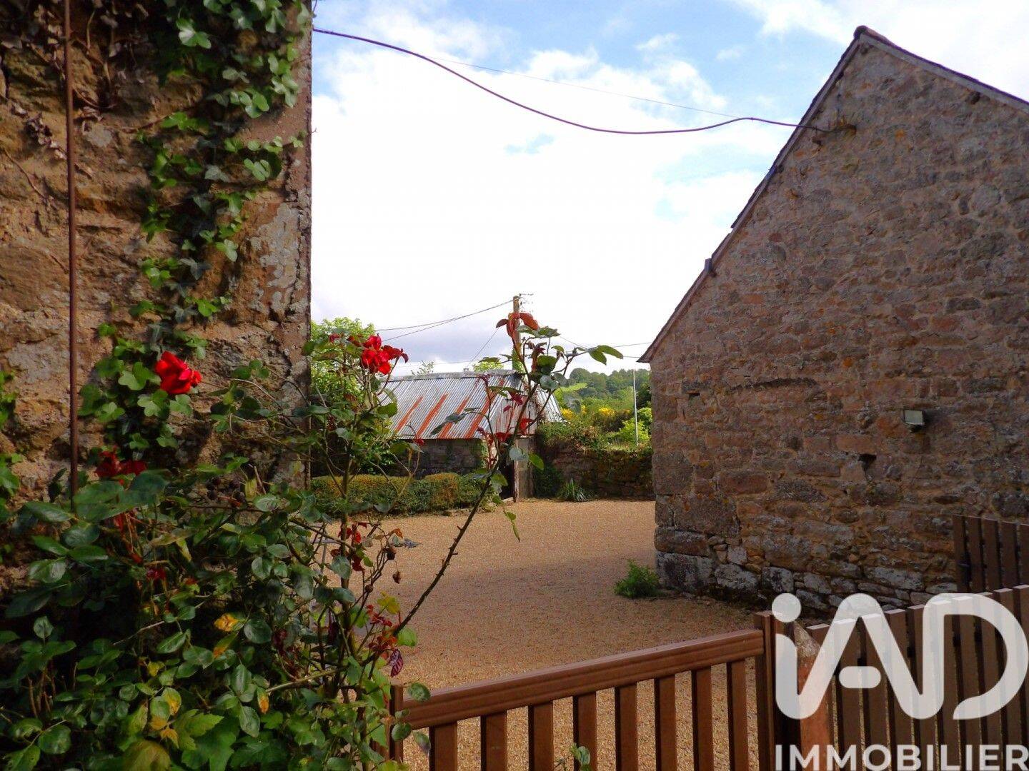 Maison 2 pièces 55 m² · à Plésidy · 55 m² · 75 000 €