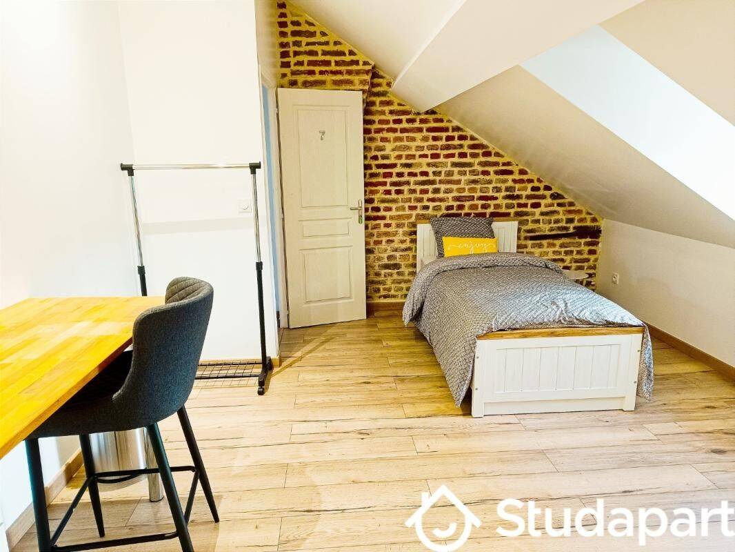1 pièce 12 m² · à Valenciennes · 12 m² · 450 €