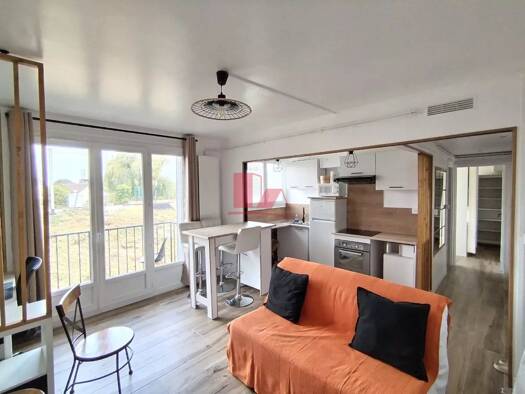 Appartement à vendre 133 000 € 2 pièces 1 chambre 42,1 m² 3ème étage Saint Martin Étampes 91150