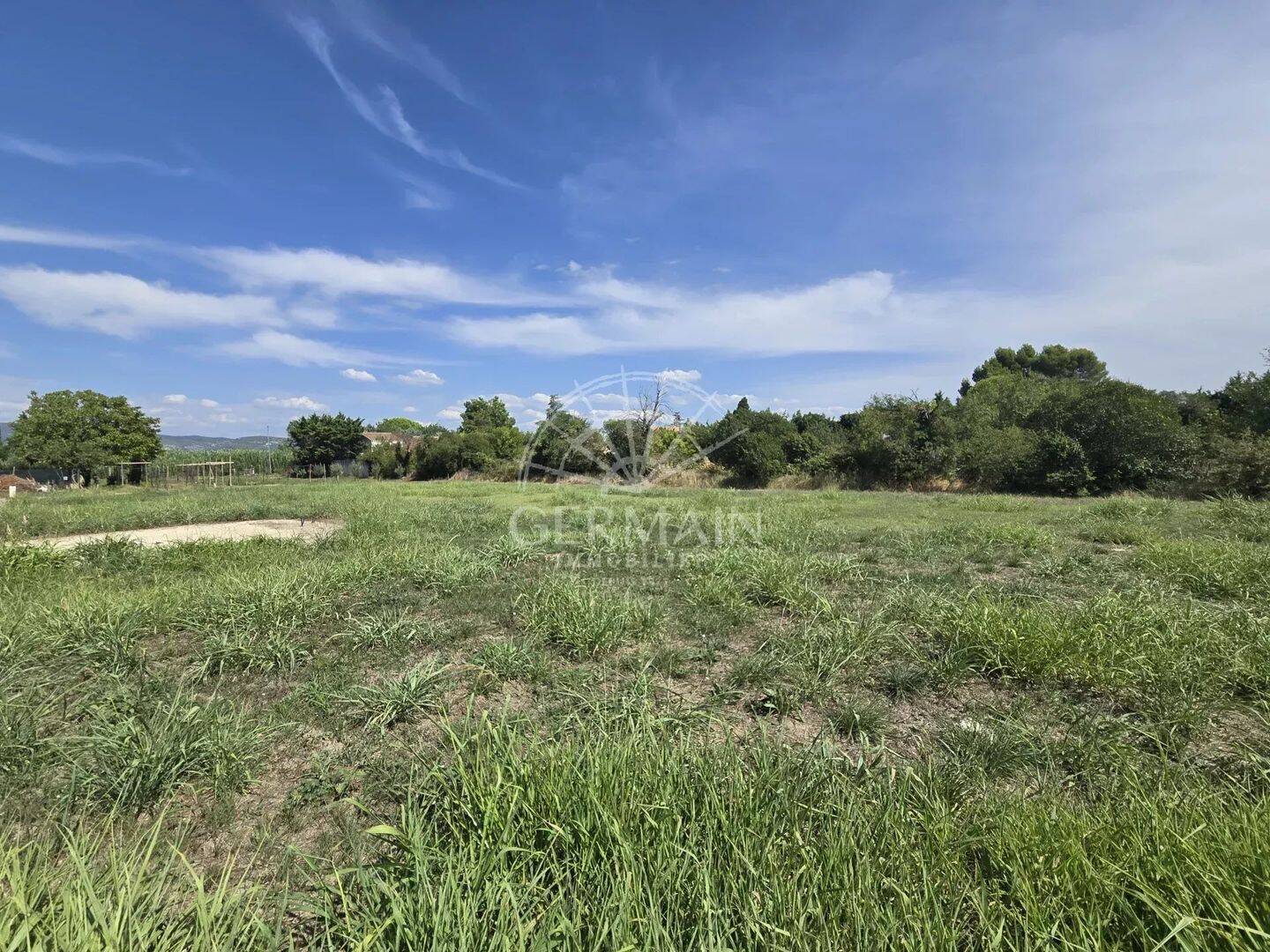 Terrain de 858 m² à L'Isle-sur-la-Sorgue - photo 2