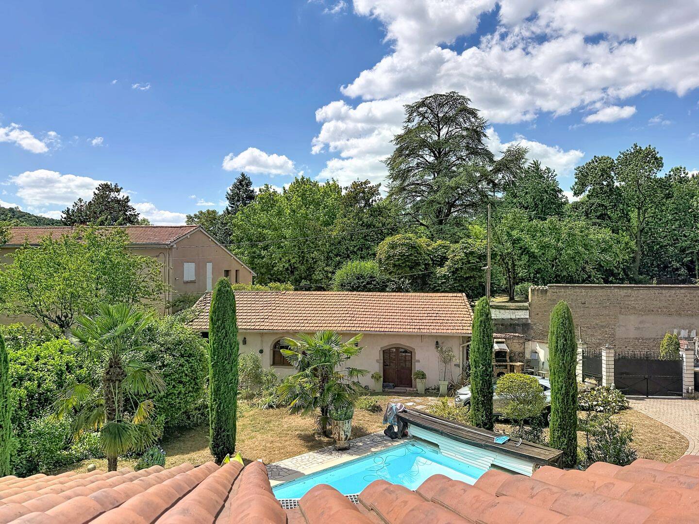 Maison 7 pièces 204 m² · à Collonges-au-Mont-d'Or · 203,6 m² · 900 000 €