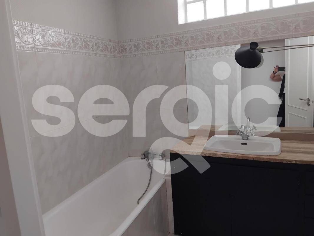 Meublé — 8