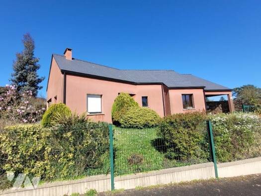 Maison de plain-pied à vendre 167 200 € 4 pièces 2 chambres 83 m² 434 m² de terrain La Meilleraye-de-Bretagne 44520