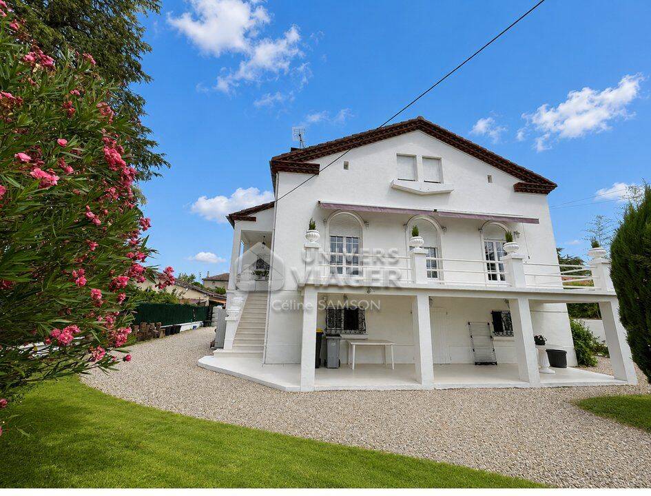 Maison 7 pièces 220 m² · à Graulhet · 220 m² · 342 000 €