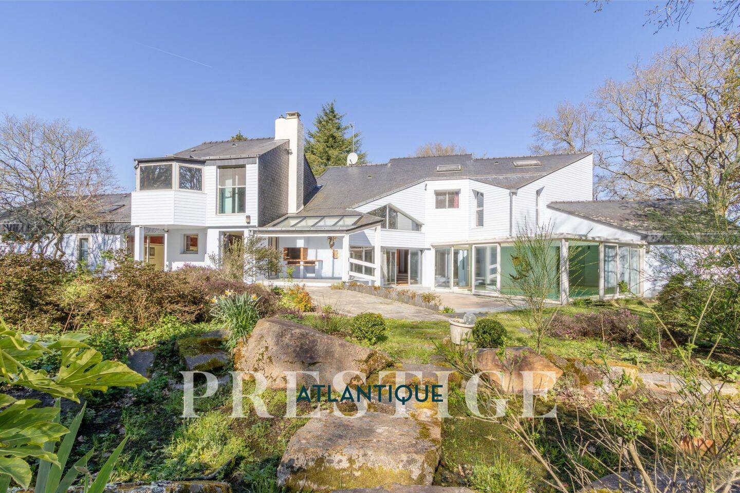 Maison 8 pièces 348 m² · à Carquefou · 348 m² · 892 500 €