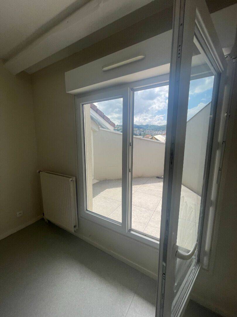 Appartement 2 pièces 61 m² · à Firminy · 61 m² · 464 €/mois