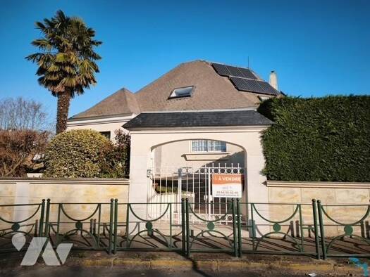 Maison à vendre 379 600 € 5 pièces 3 chambres 353 m² de terrain Courtry 77181