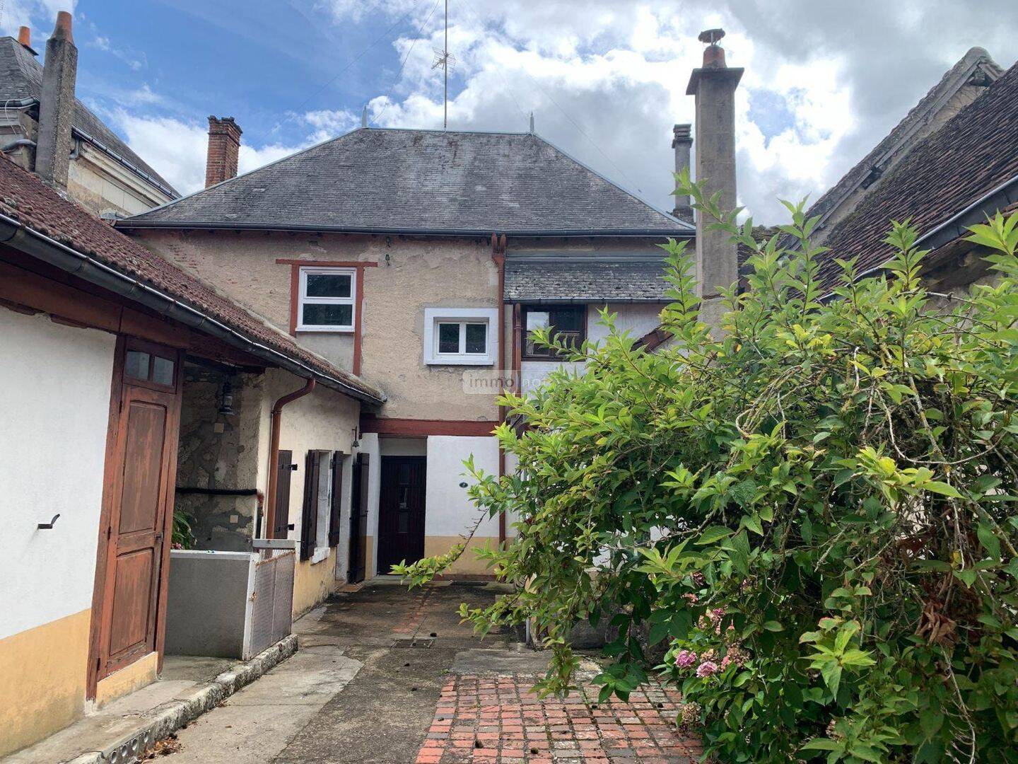 Maison 7 pièces 133 m² · à Clion · 132,6 m² · 49 960 €
