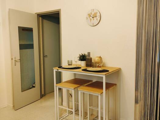 Appartement à louer 495 € 2 pièces 1 chambre 25 m² Étage 1/2 Centre Nord Mâcon 71000