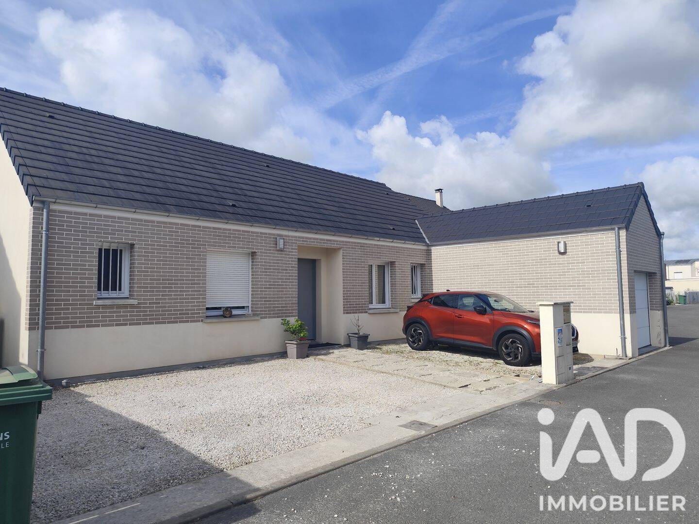 Maison 5 pièces 111 m² · à Saint-Jean-de-la-Ruelle · 111 m² · 295 000 €