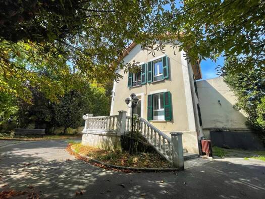 Maison à vendre 480 000 € 4 pièces 3 chambres 80 m² 358 m² de terrain Sud-Bords de Marne-Foch Chelles 77500