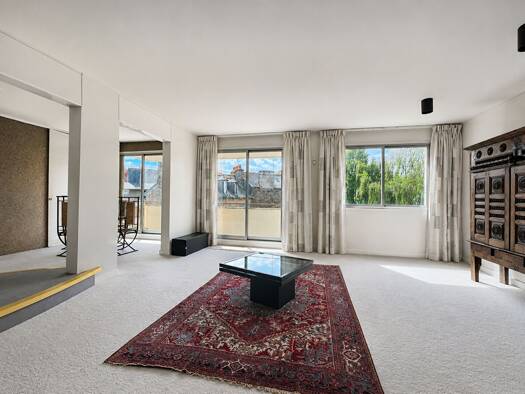Appartement à vendre 220 500 € 5 pièces 3 chambres 132,8 m² Étage 3/5 Centre Ville Saint-Brieuc 22000
