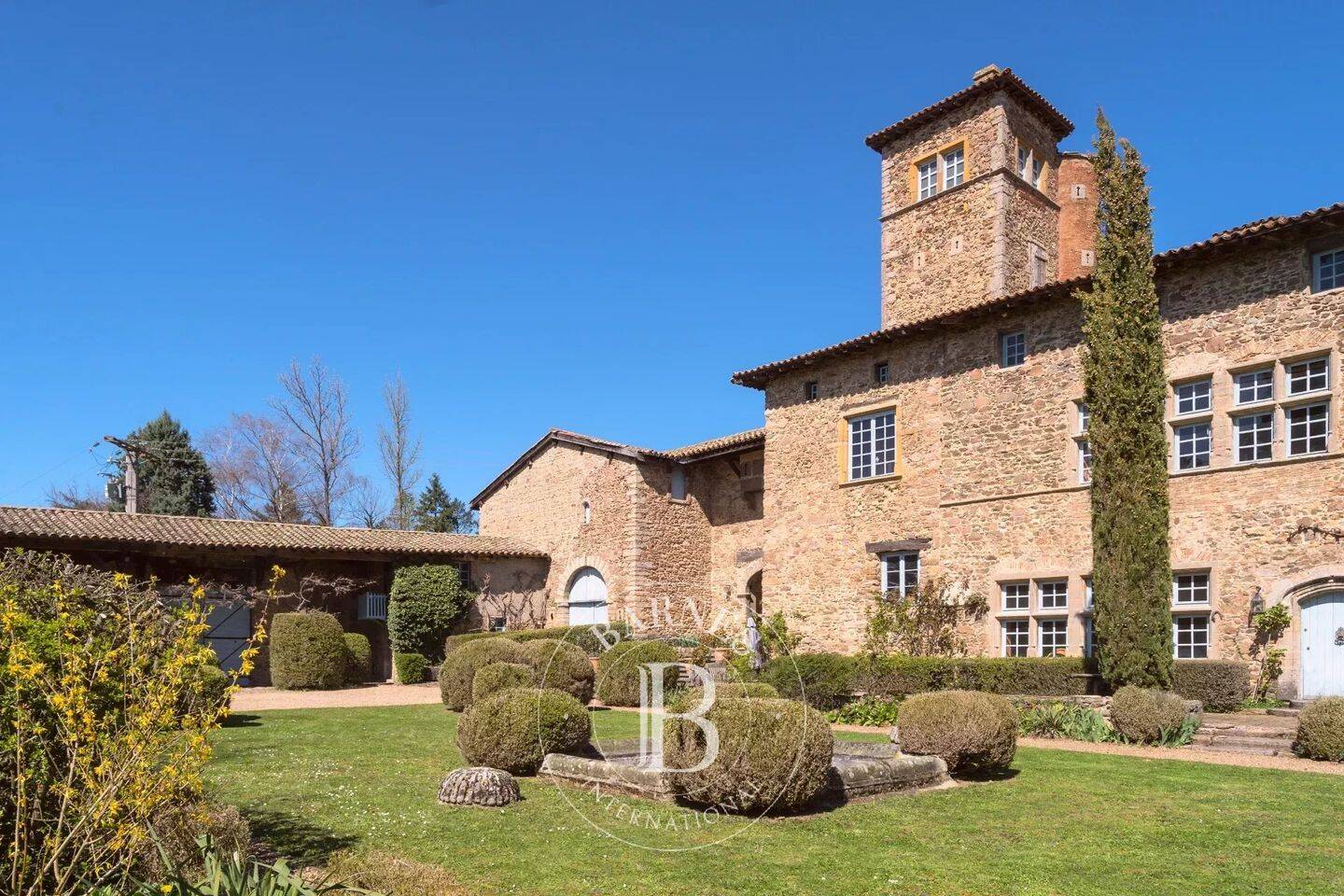 Maison 20 pièces 436 m² · à Limonest · 435,7 m² · 3 200 000 €