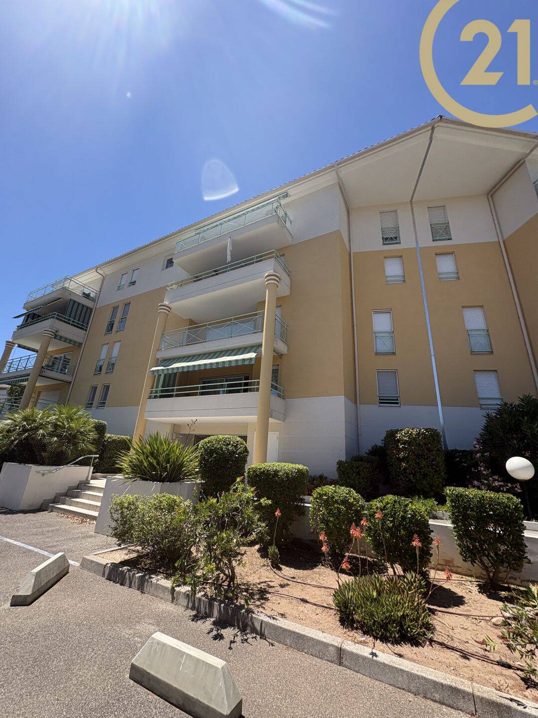 Appartement 4 pièces 104 m² · à Saint-Raphaël · 104 m² · 390 000 €