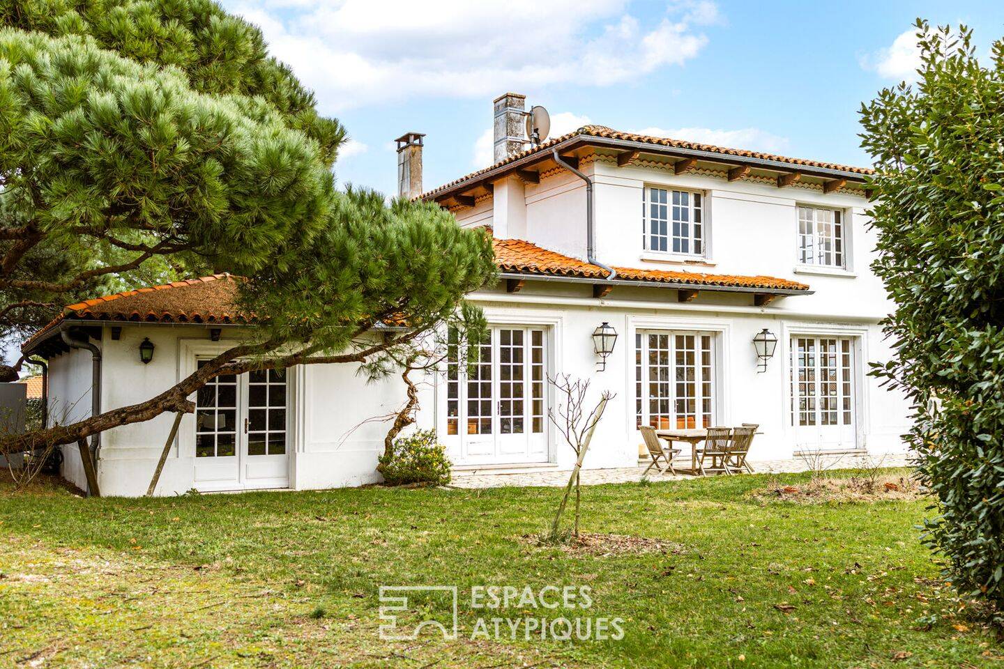 Maison 11 pièces 248 m² · à La Tremblade · 248 m² · 892 500 €