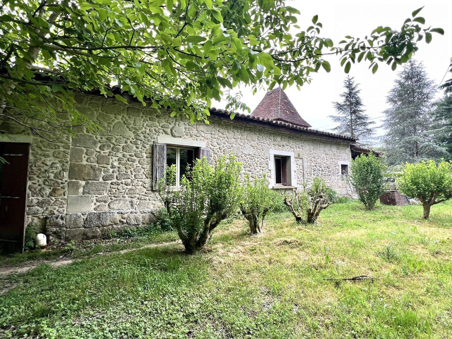 Maison 7 pièces 209 m² · à Lauzun · 209 m² · 245 000 €