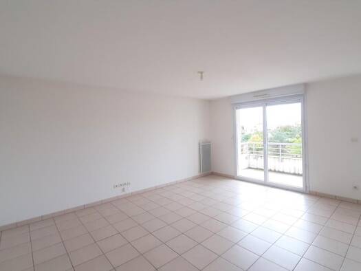 Appartement à louer 678 € 3 pièces 2 chambres 62 m² 1er étage Saint Eloi-Touffenet-Breuil-Mingot Poitiers 86000