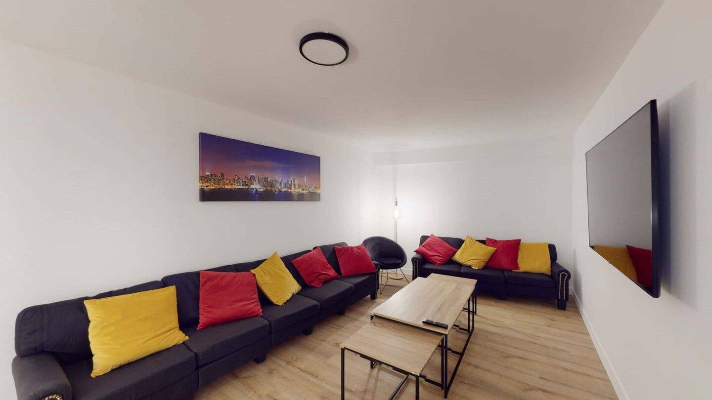 Esme - Private Room (10) - Colocation — 8