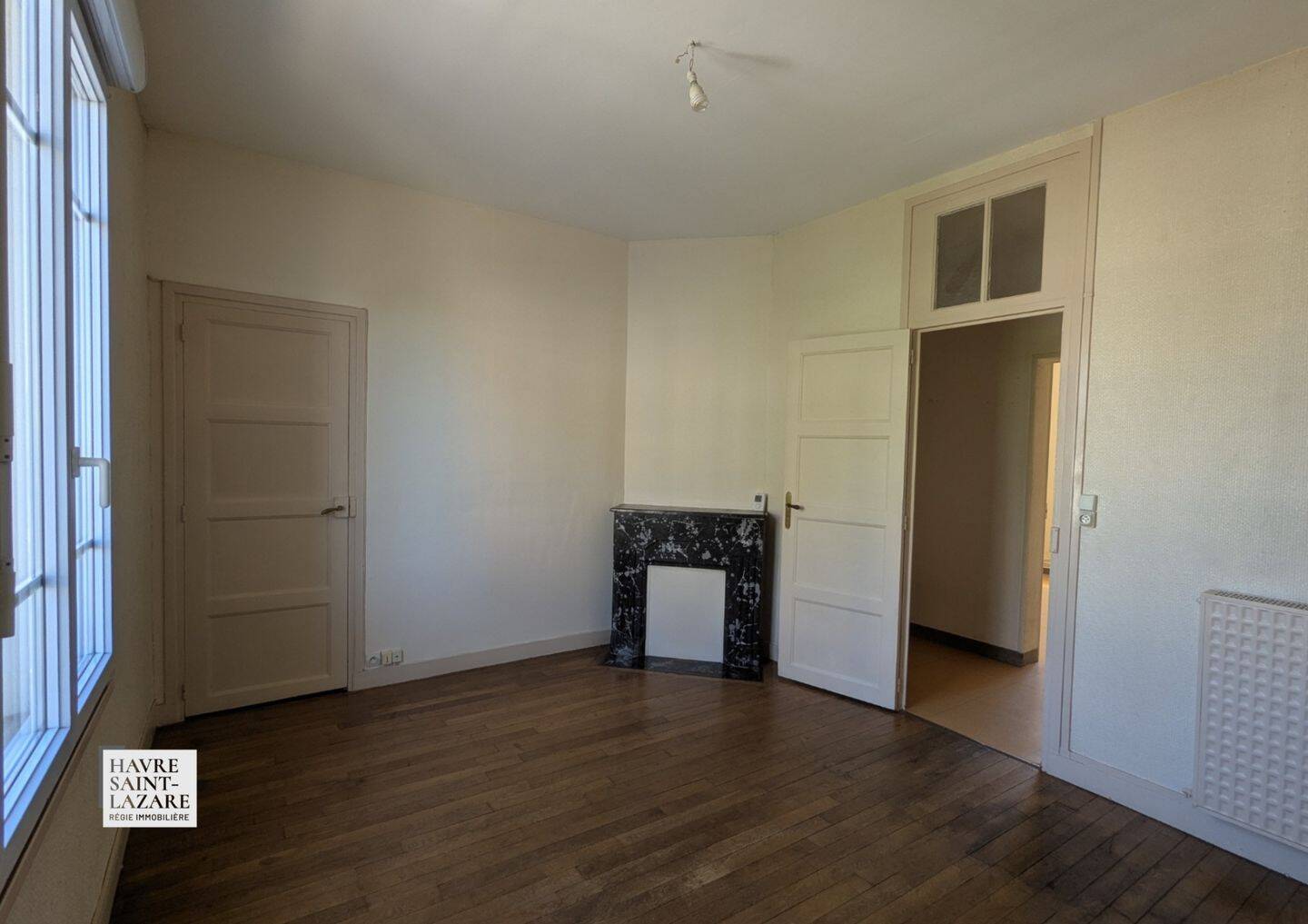 Appartement 3 pièces 73 m² · à Saint-Pierre-des-Corps · 73 m² · 120 000 €