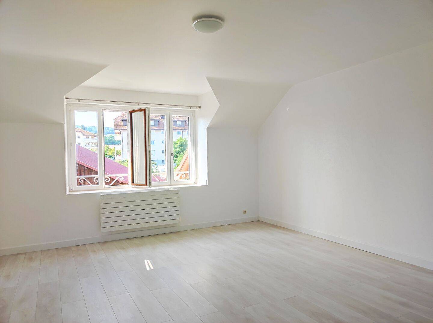 Appartement 4 pièces 115 m² · à Valleiry · 115,3 m² · 1 890 €/mois