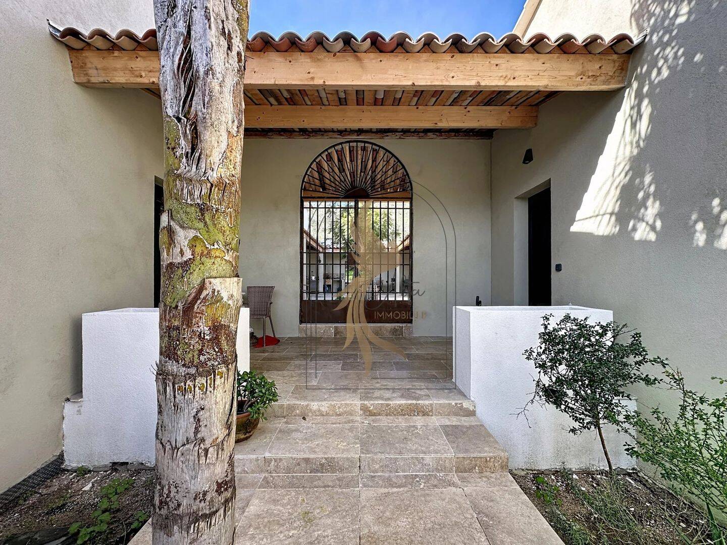 Maison 5 pièces 264 m² · à Porto-Vecchio · 263,8 m² · 1 375 000 €