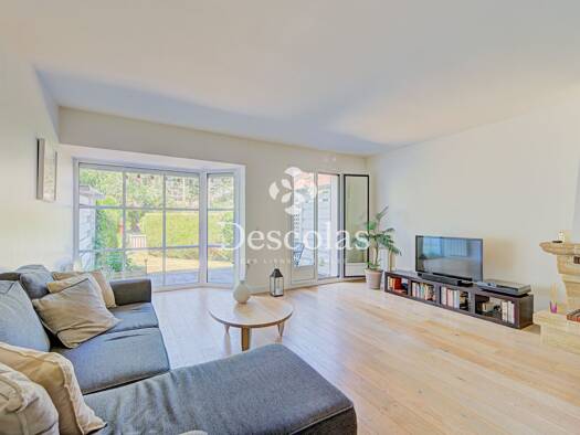 Maison à vendre 740 000 € 6 pièces 4 chambres 135 m² Saint-Germain-en-Laye 78100