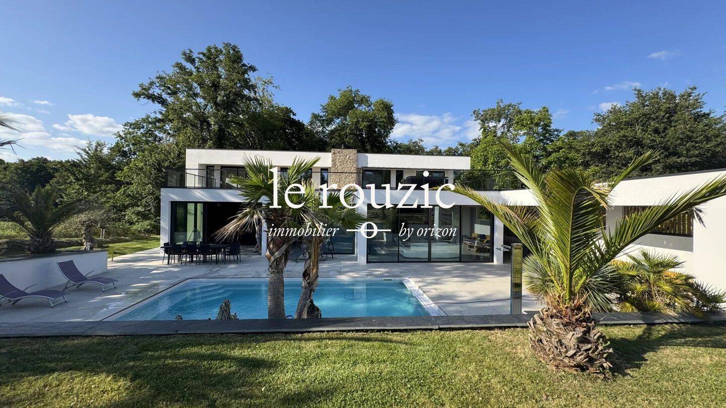Maison 8 pièces 325 m² · à Vannes · 325,5 m² · 2 163 000 €