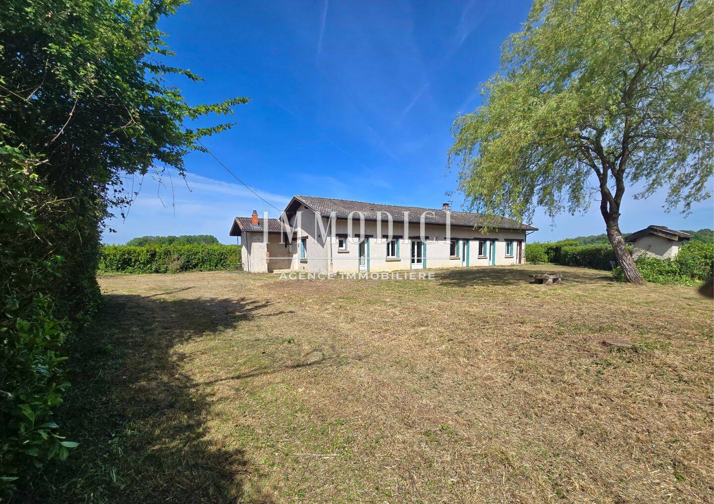 Maison 4 pièces 140 m² · à Servignat · 140 m² · 170 000 €