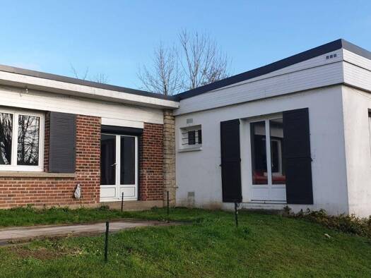 Maison à vendre 197 350 € 7 pièces 5 chambres 180 m² 1 369 m² de terrain Foucarmont 76340