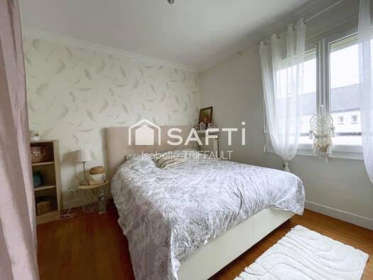 Maison à vendre 263 200 € 4 pièces 3 chambres 70 m² 270 m² de terrain Parc des Expositions Lanester 56600