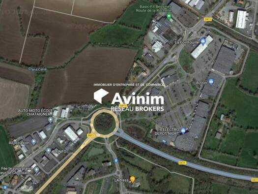 Local commercial à louer 10 568 € 746 m² de surface de vente Bessines 79000