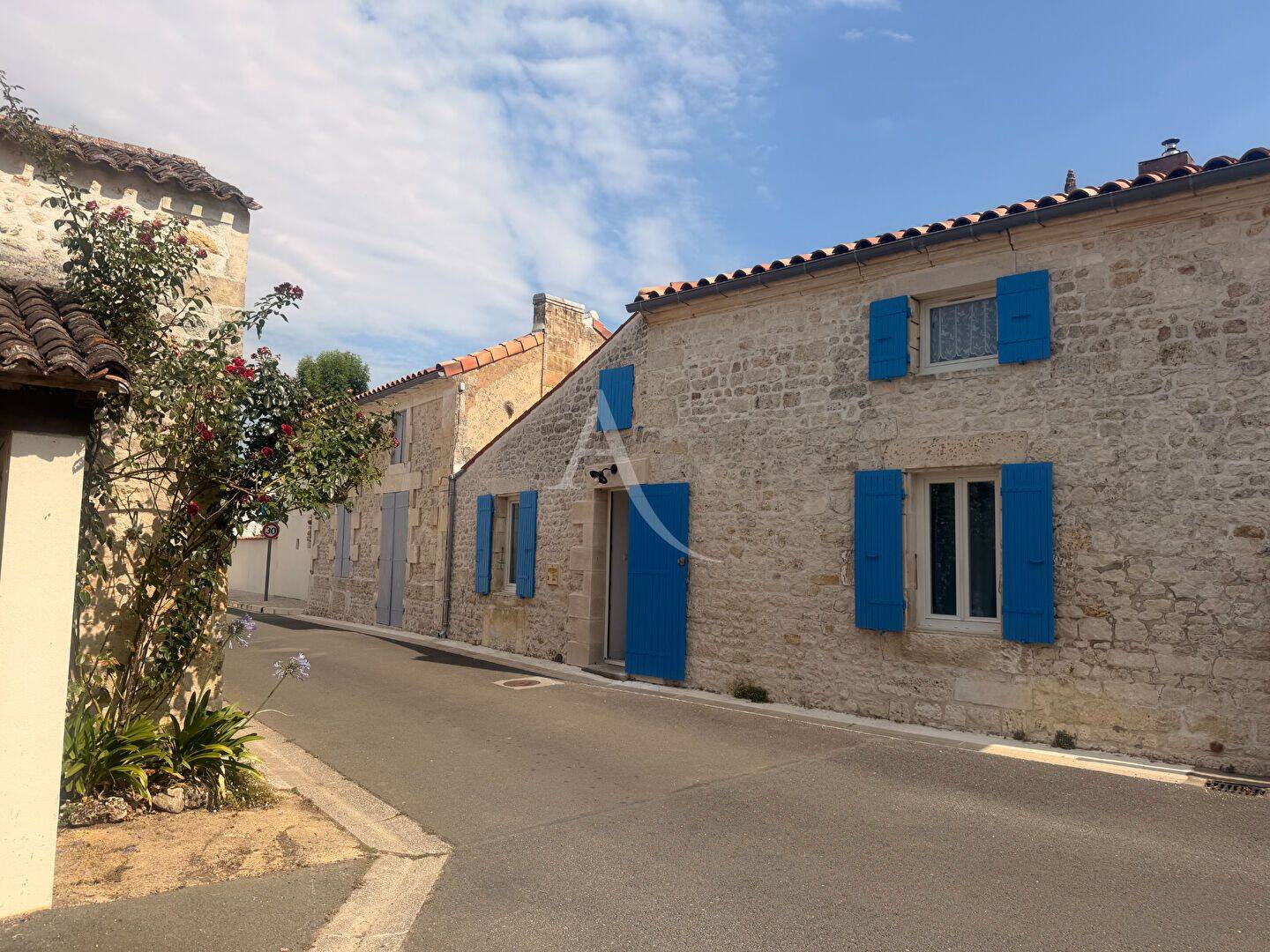 Maison 5 pièces 115 m² · à Soulignonne · 115,1 m² · 955 €