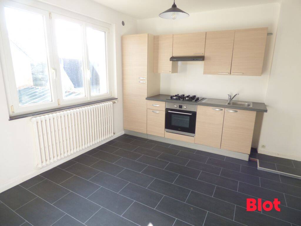 Maison 4 pièces 90 m² · à Saint-Avé · 89,8 m² · 1 100 €/mois