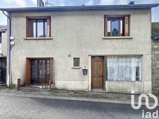 Maison à vendre 65 000 € 5 pièces 3 chambres 130 m² 159 m² de terrain Bugeat 19170