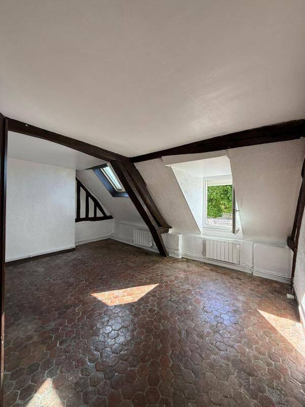Appartement 2 pièces 38 m² · à Compiègne · 37,6 m² · 580 €