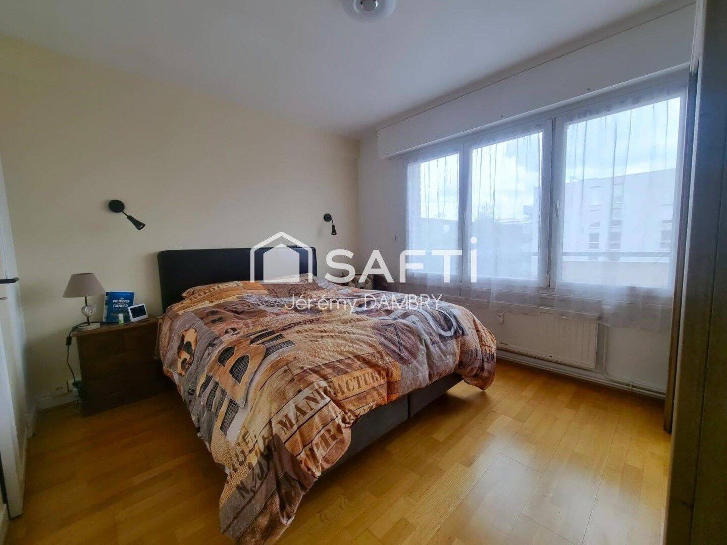 Appartement 3 pièces 82 m² · à Loos · 82 m² · 176 000 €