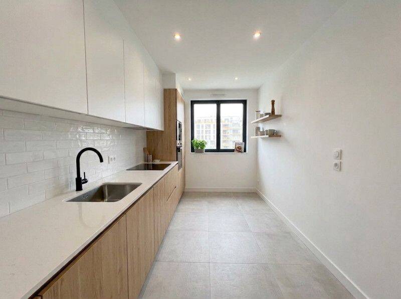Appartement 4 pièces 105 m² · à Issy-les-Moulineaux · 105 m² · 1 210 000 €