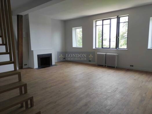 Duplex à louer 4 350 € 7 pièces 4 chambres 209,1 m² 2ème étage Le Chesnay-Rocquencourt 78150