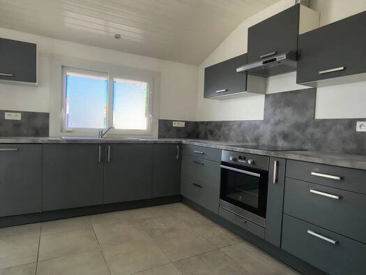 Maison à vendre 220 000 € 4 pièces 2 chambres 70 m² 284 m² de terrain Sallertaine Challans 85300