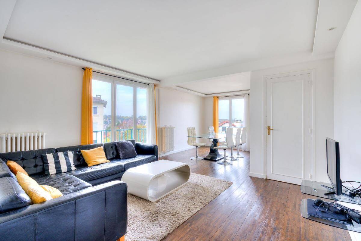 Appartement 5 pièces 80 m² · à Sèvres · 80 m² · 435 000 €