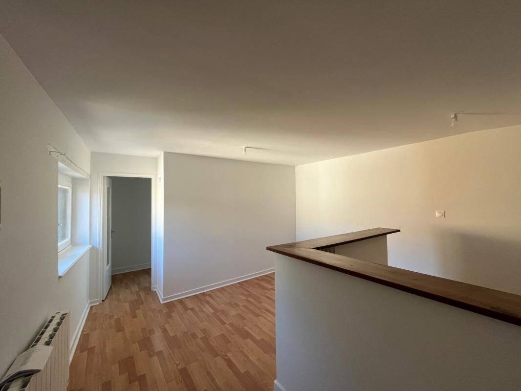 Appartement 1 pièce 25 m² · à Trévoux · 25 m² · 380 €/mois