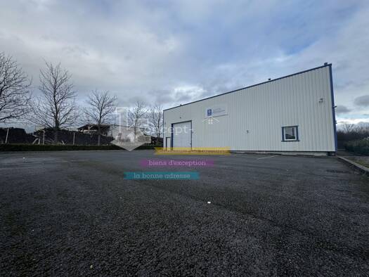 Local commercial à louer 3 000 € 451 m² de surface de vente Ouest Clermont 60600